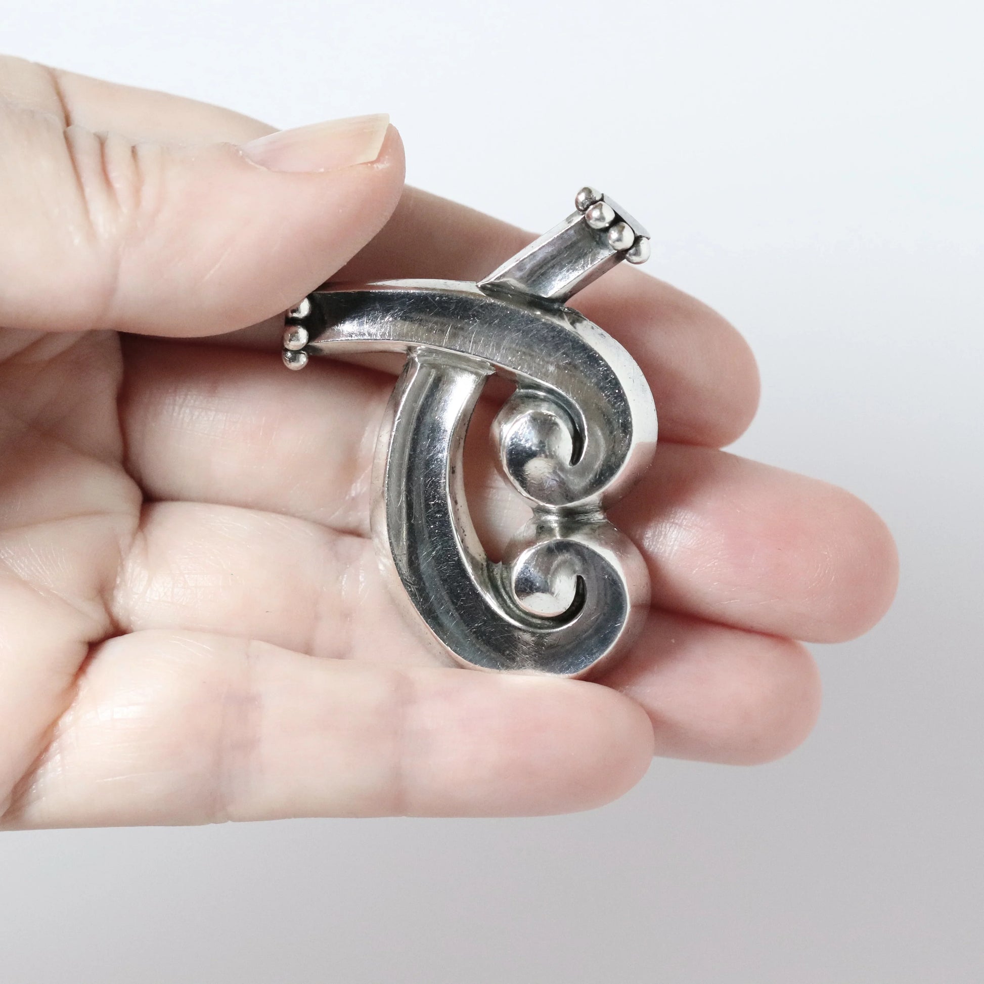 Vintage Margot de Taxco Jewelry | Swirl and Bead Trim Brooch Mexico - Carmel Fine Silver Jewelry