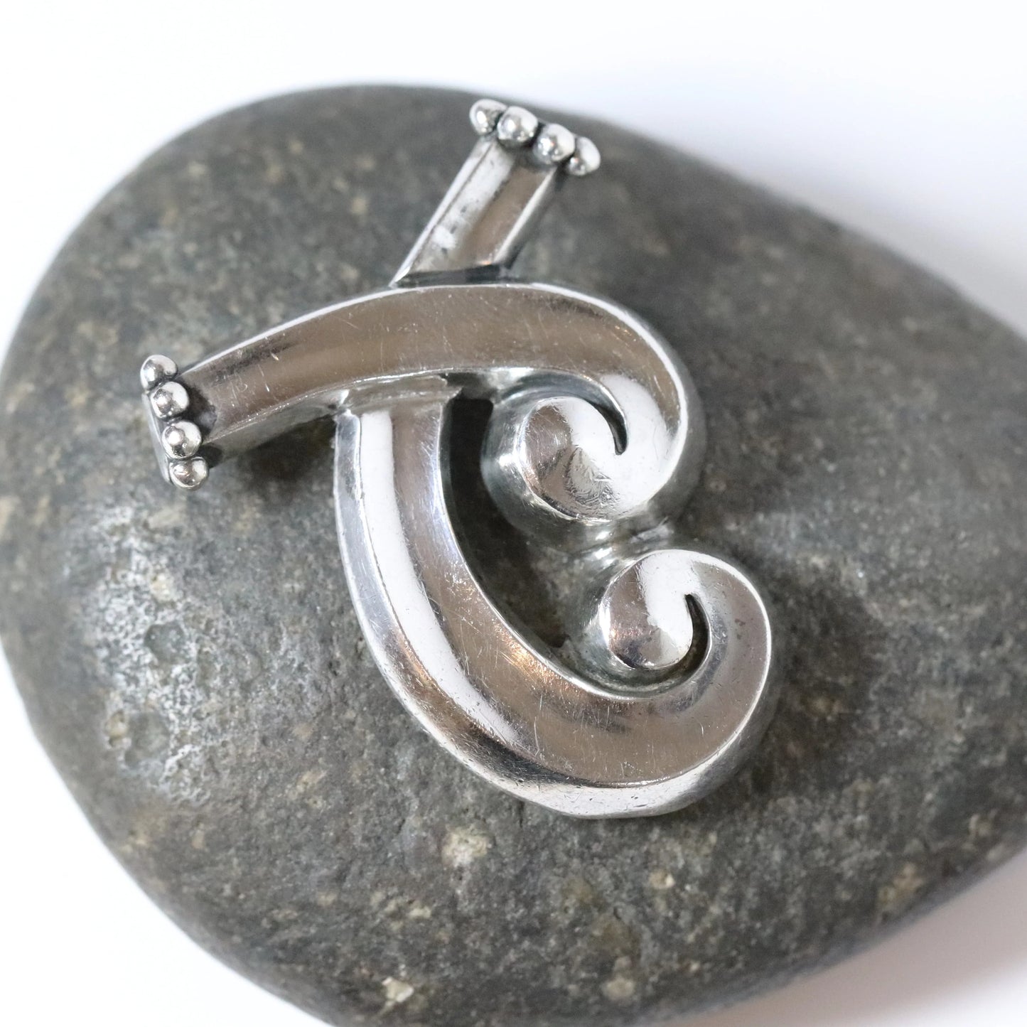 Vintage Margot de Taxco Jewelry | Swirl and Bead Trim Brooch Mexico - Carmel Fine Silver Jewelry