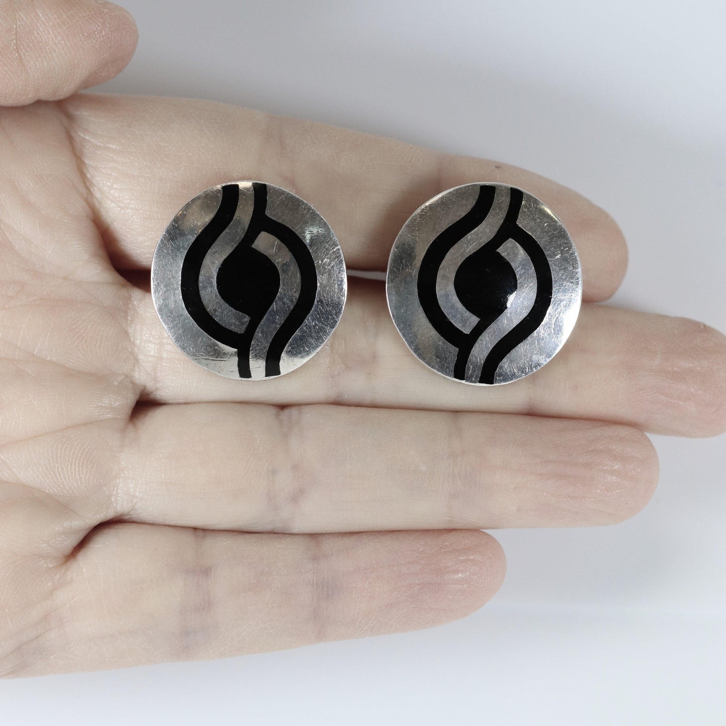 Vintage Margot de Taxco Mexican Jewelry | Round Modernist Black Enamel Cufflinks - Carmel Fine Silver Jewelry