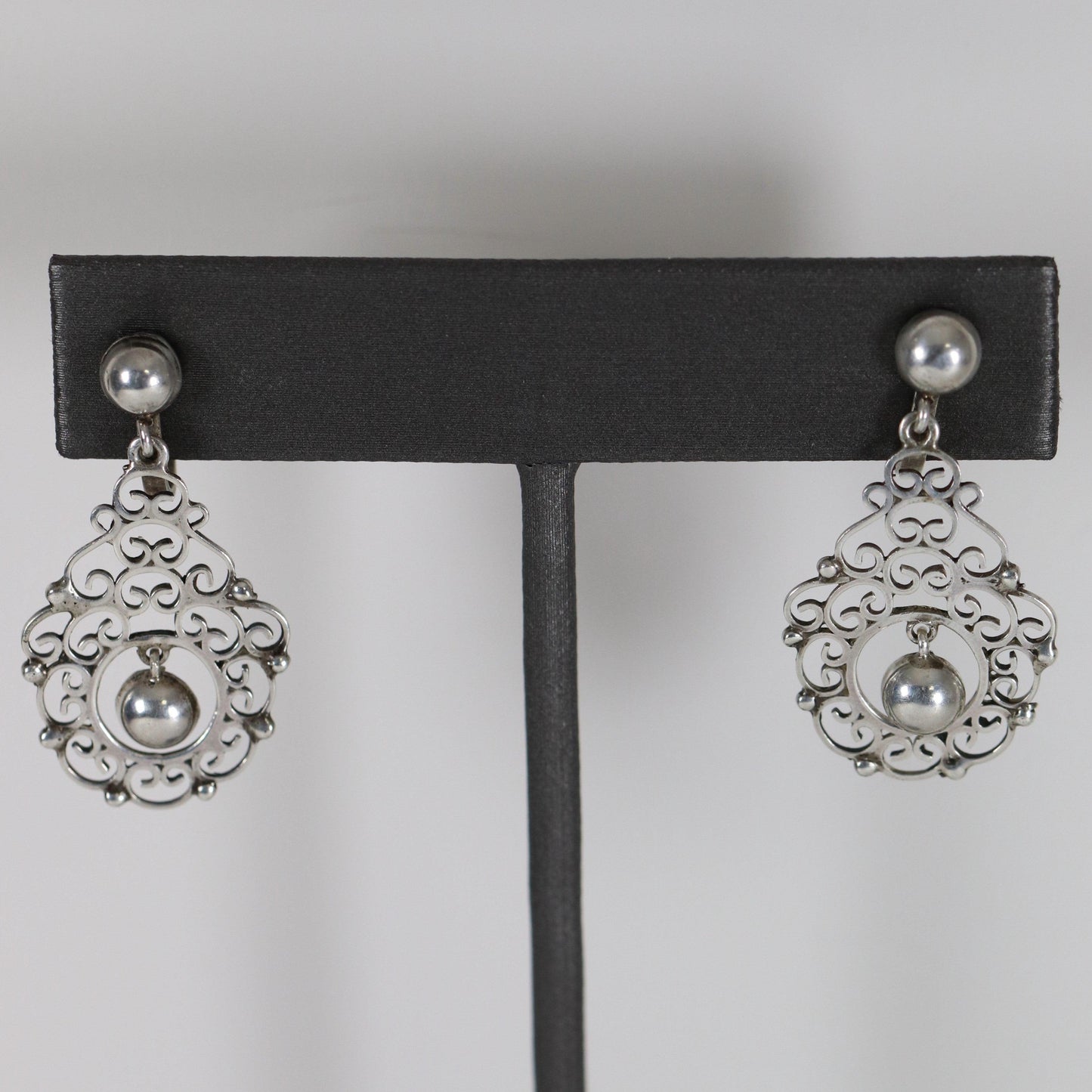 Vintage Modernist Silver Jewelry | Silver Ball and Lace Screwback Earrings - Carmel FSJ