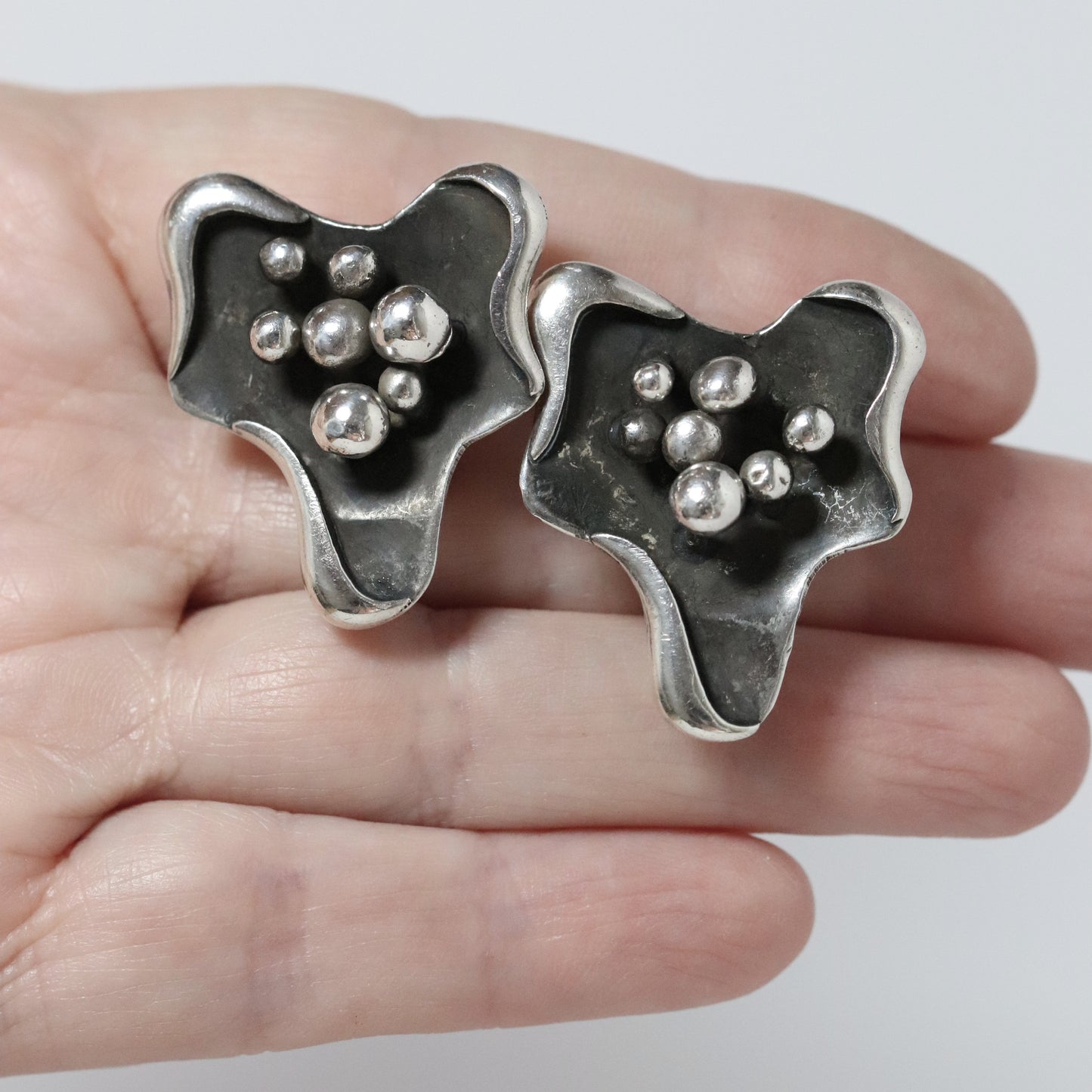 Vintage Salvador Teran Jewelry | Amoeba Screw Back Earrings 199 Mexico - Carmel Fine Silver Jewelry