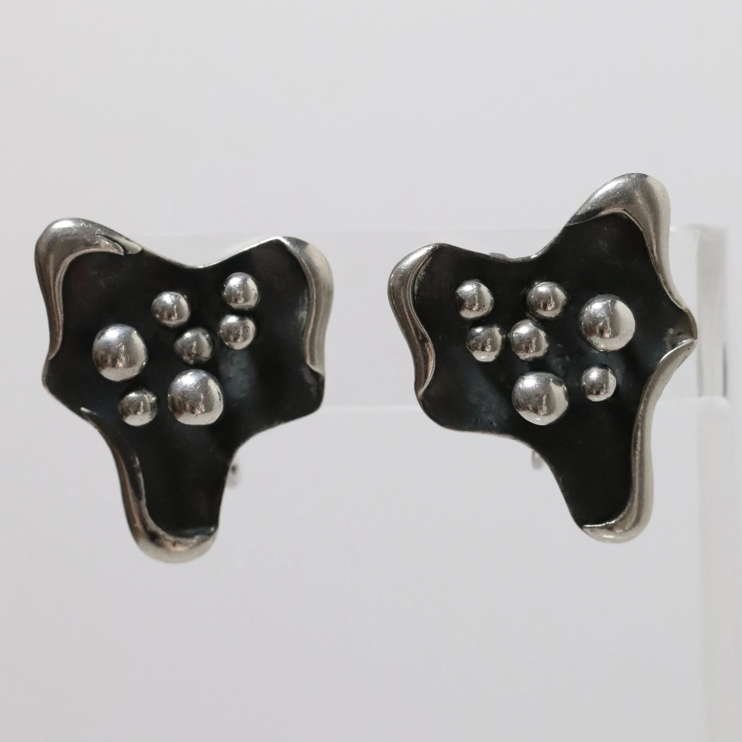 Vintage Salvador Teran Jewelry | Modernist Abstract Clip On Earrings 144 Mexico - Carmel Fine Silver Jewelry