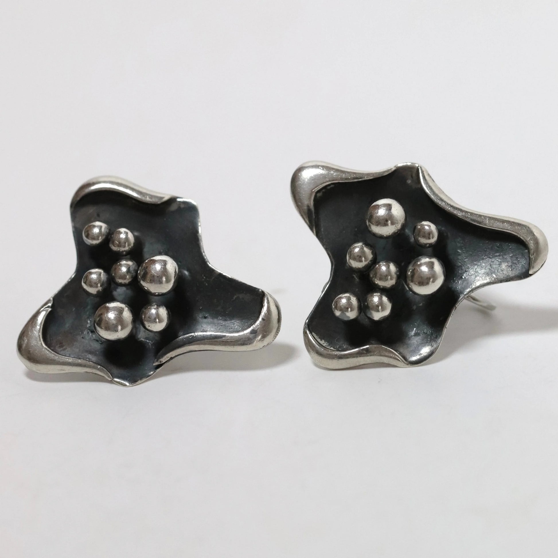 Vintage Salvador Teran Jewelry | Modernist Abstract Clip On Earrings 144 Mexico - Carmel Fine Silver Jewelry