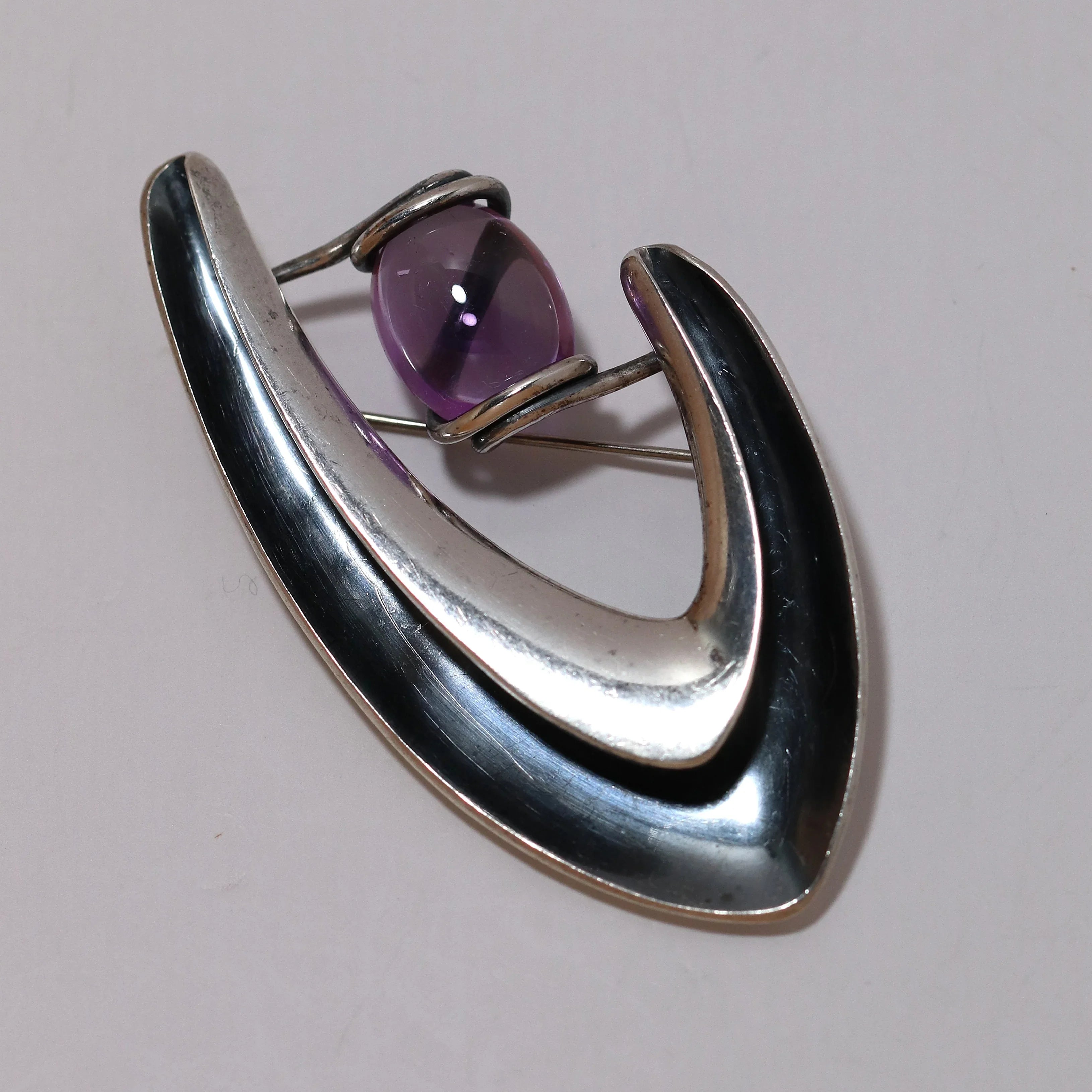 食器 Mariko  INSIGNIA Vintage Sigi Pineda Taxco Jewelry | Swoosh Amethyst Brooch