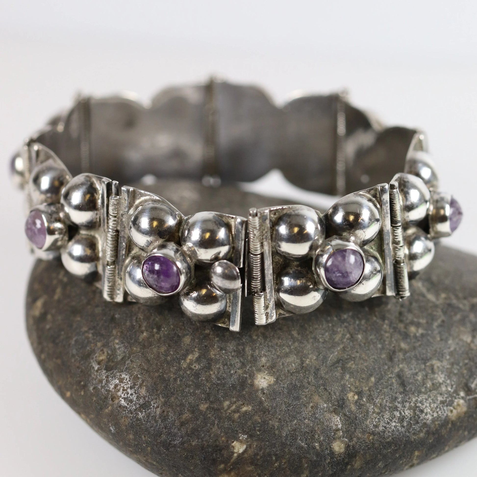 Vintage Silver Mexican Jewelry | Mid-Century Floral Amethyst Bracelet - Carmel Fine Silver Jewelry