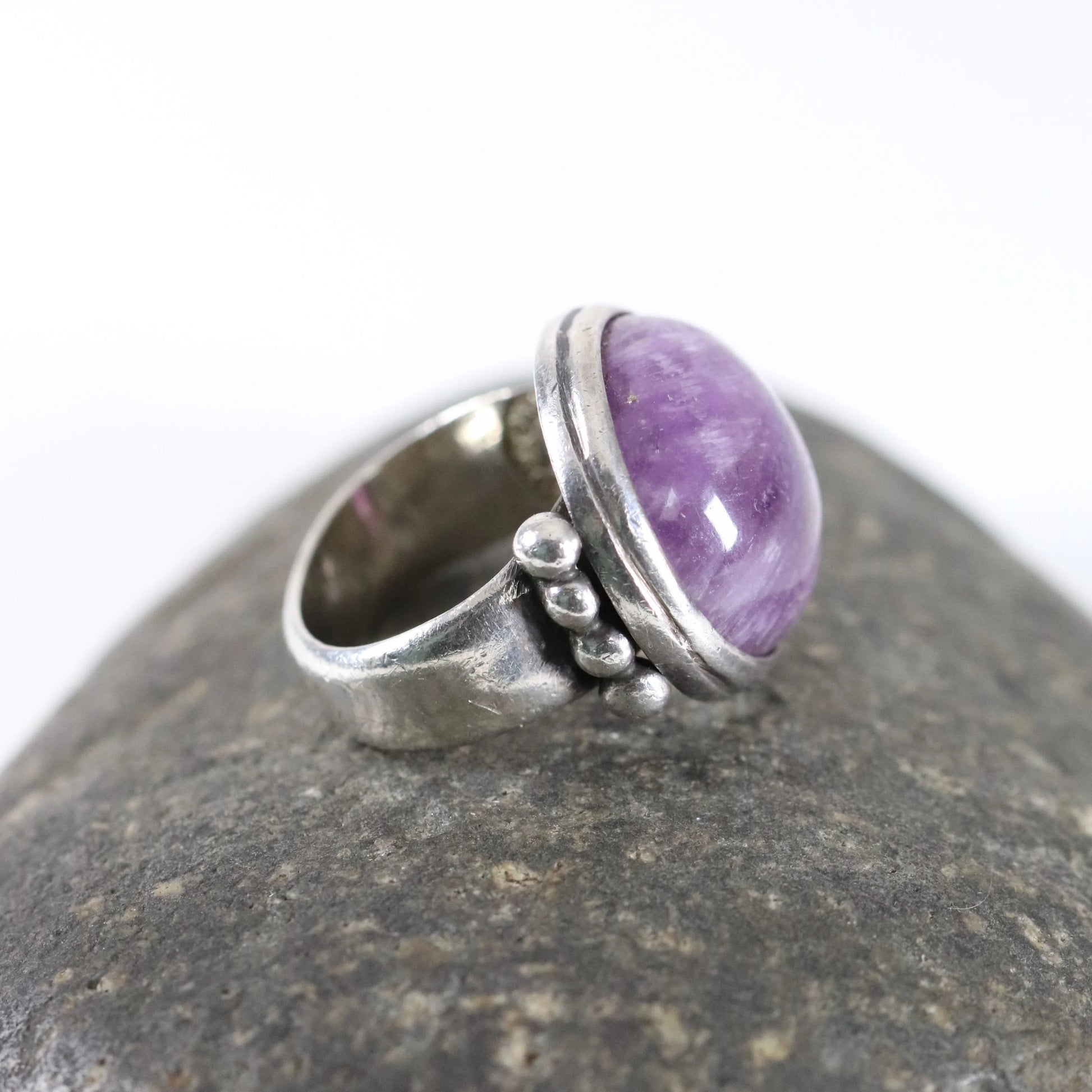 Vintage William Spratling Jewelry | Beaded Mid-Century Amethyst Statement Ring Mexico (US 5 3/4) - Carmel Fine Silver Jewelry